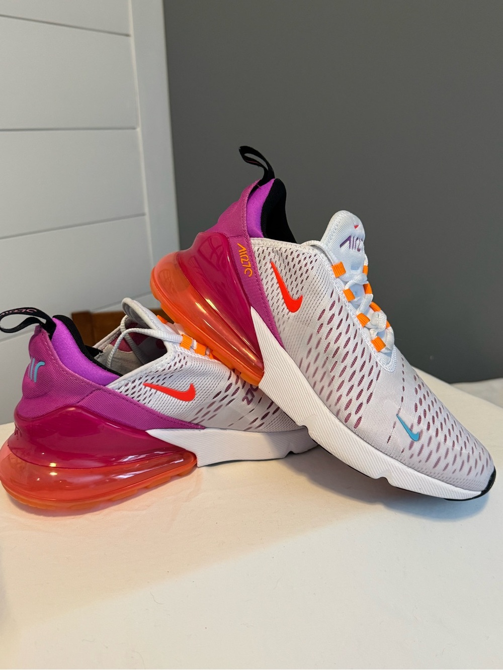 Nike Air Max 270 Fuchsia Dream Crimson - Size Women’s 8.5